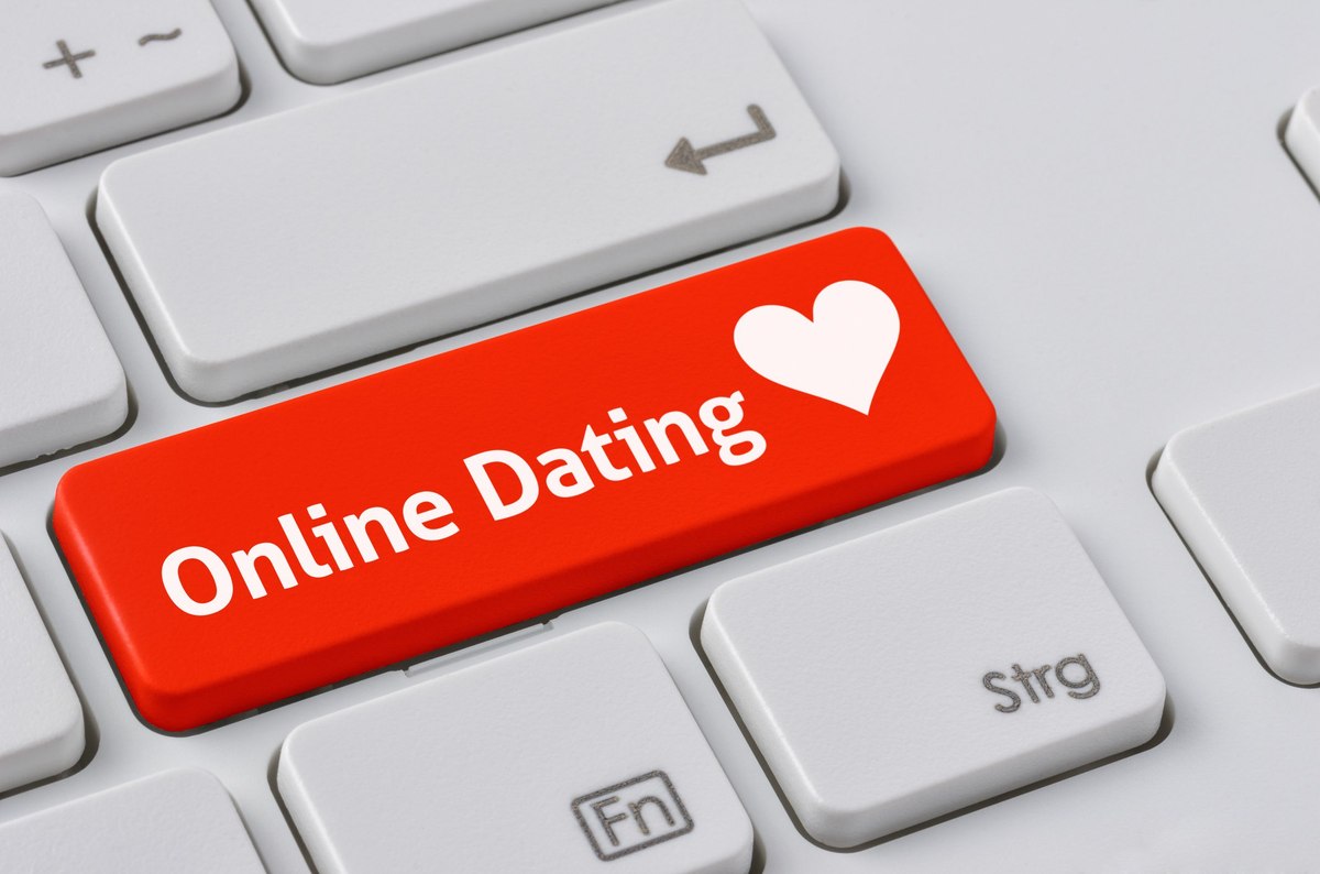 Online Dating: A Modern Approach to Finding Love